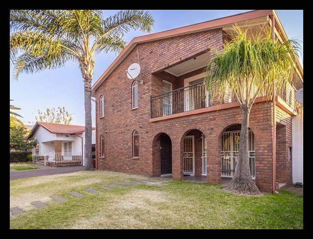 6 BEDROOM HOUSE FOR SALE IN LAUDIUM